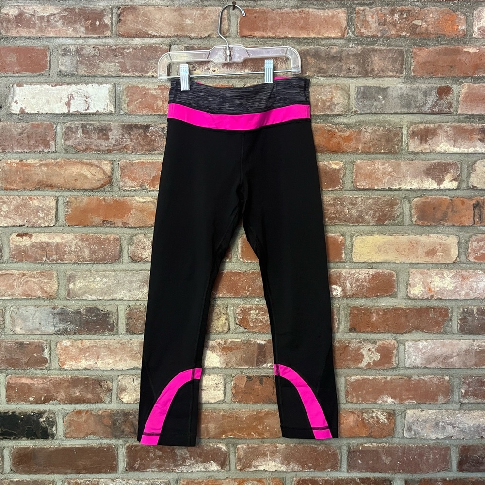 Lululemon Inspire Crop Leggings Black with Pink Waistband. Size Women's 0